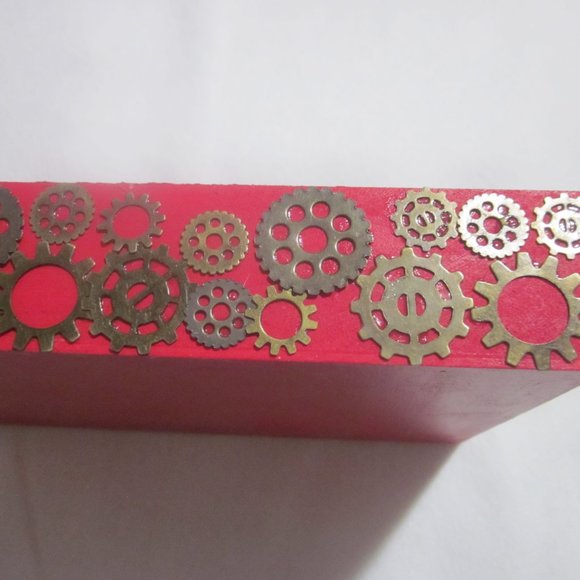 Red and Bronze Steampunk Tray. - Picture 7 of 7